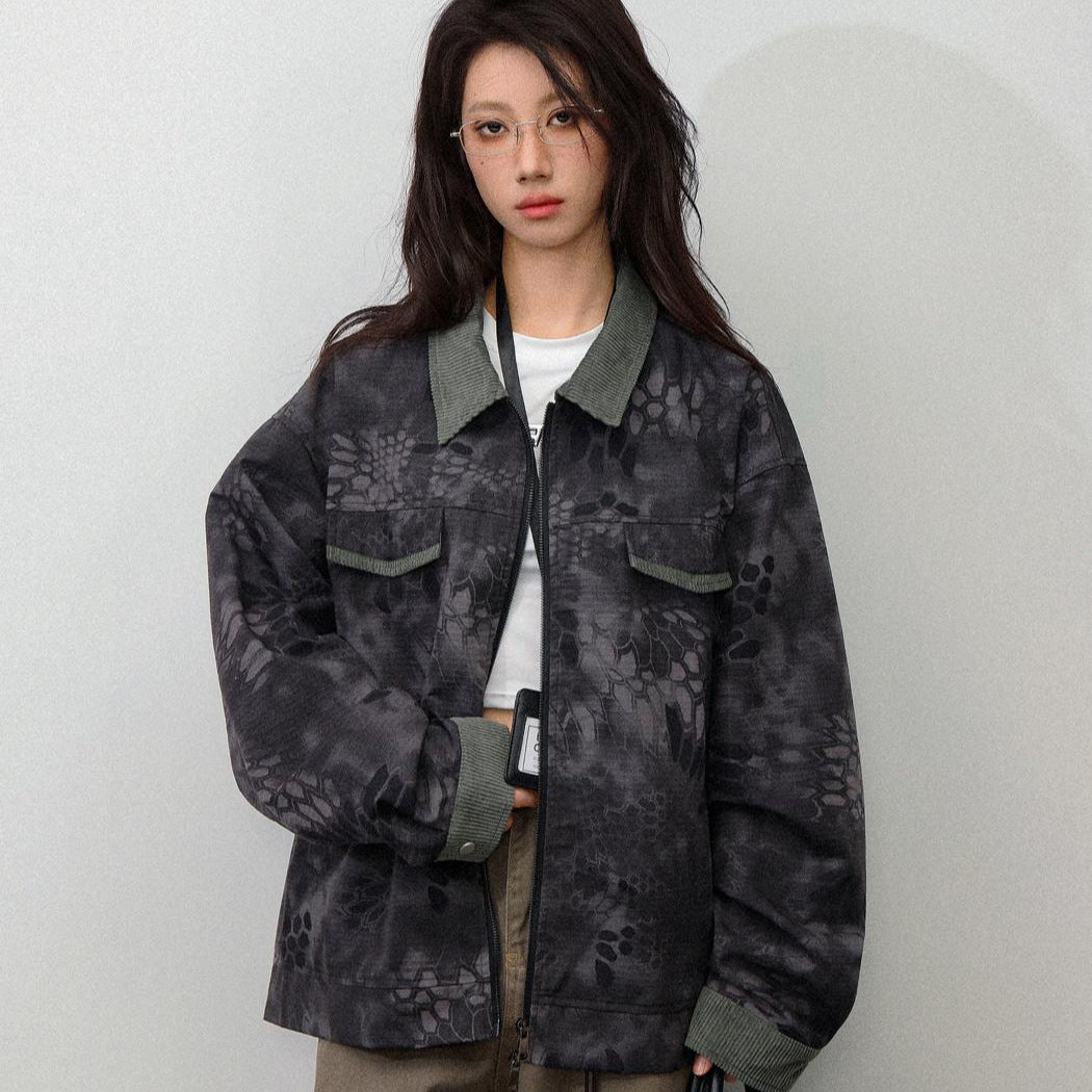 UNIKCOSA RetroMuse Snake Pattern Workwear Jacket Luxe 💫