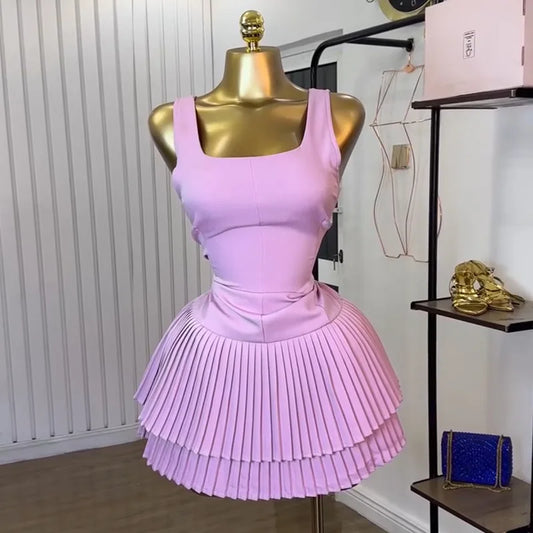 ZHEZHE Sleeveless Mini Dress with Square Neck and Pleats