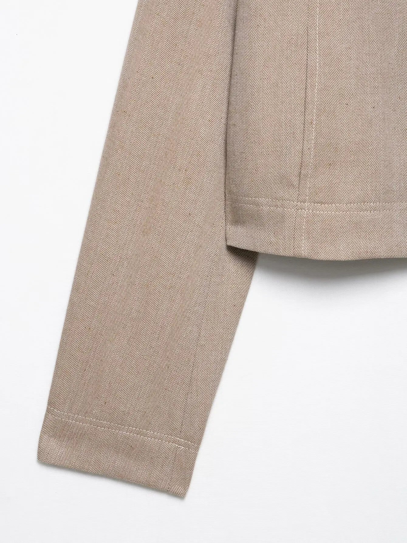 UNIKCOSA RetroMuse Two-Piece Set For Retro Chic Luxury 💫