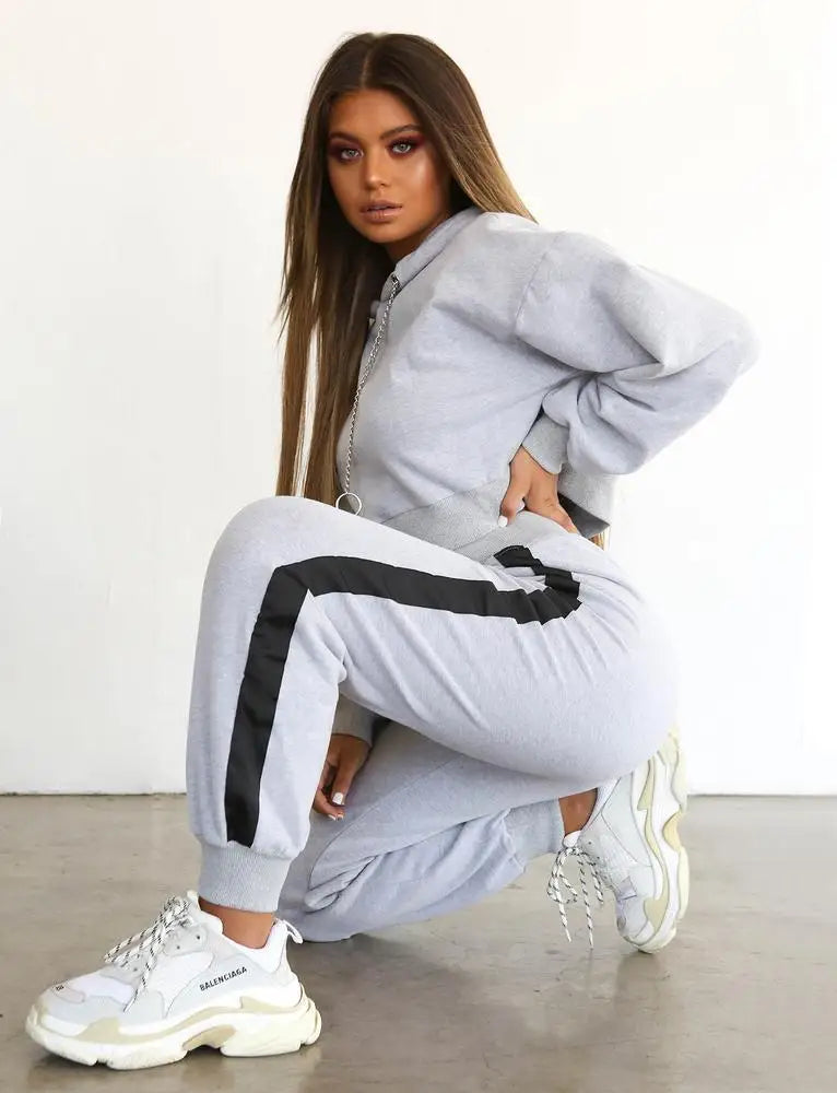 UNIKCOSA’s 2025 Autumn Tracksuit — Casual Hoodie Pullover + Pants 2-Piece Set