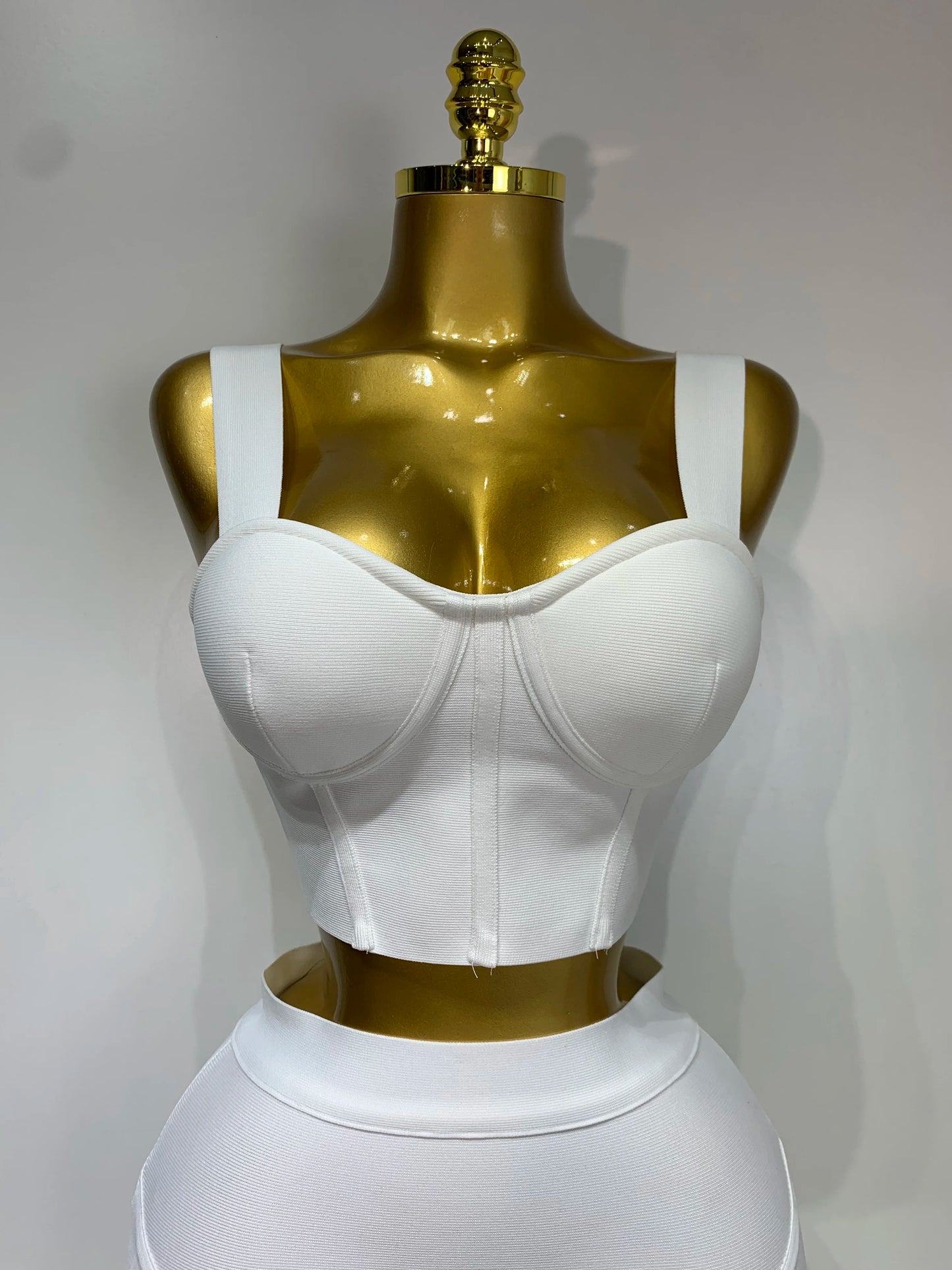 UNIKCOSA’s 2025 Monochrome Bandage Set — Sexy Crop Top + Bodycon Mini Skirt (White & Black)