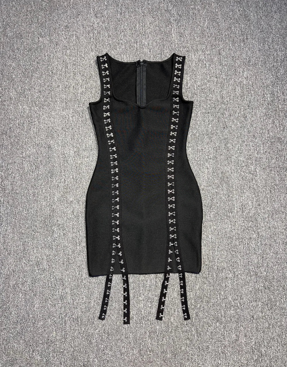 UNIKCOSA’s Square Collar Keyhole Bandage Dress — Sleeveless Bodycon Mini Party Elegance