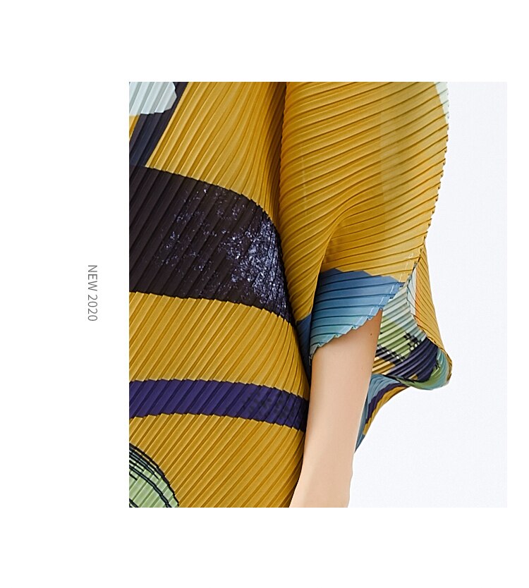 UNIKCOSA LuxeEase Ocean Print Bat Sleeve Top Korean Style 💫