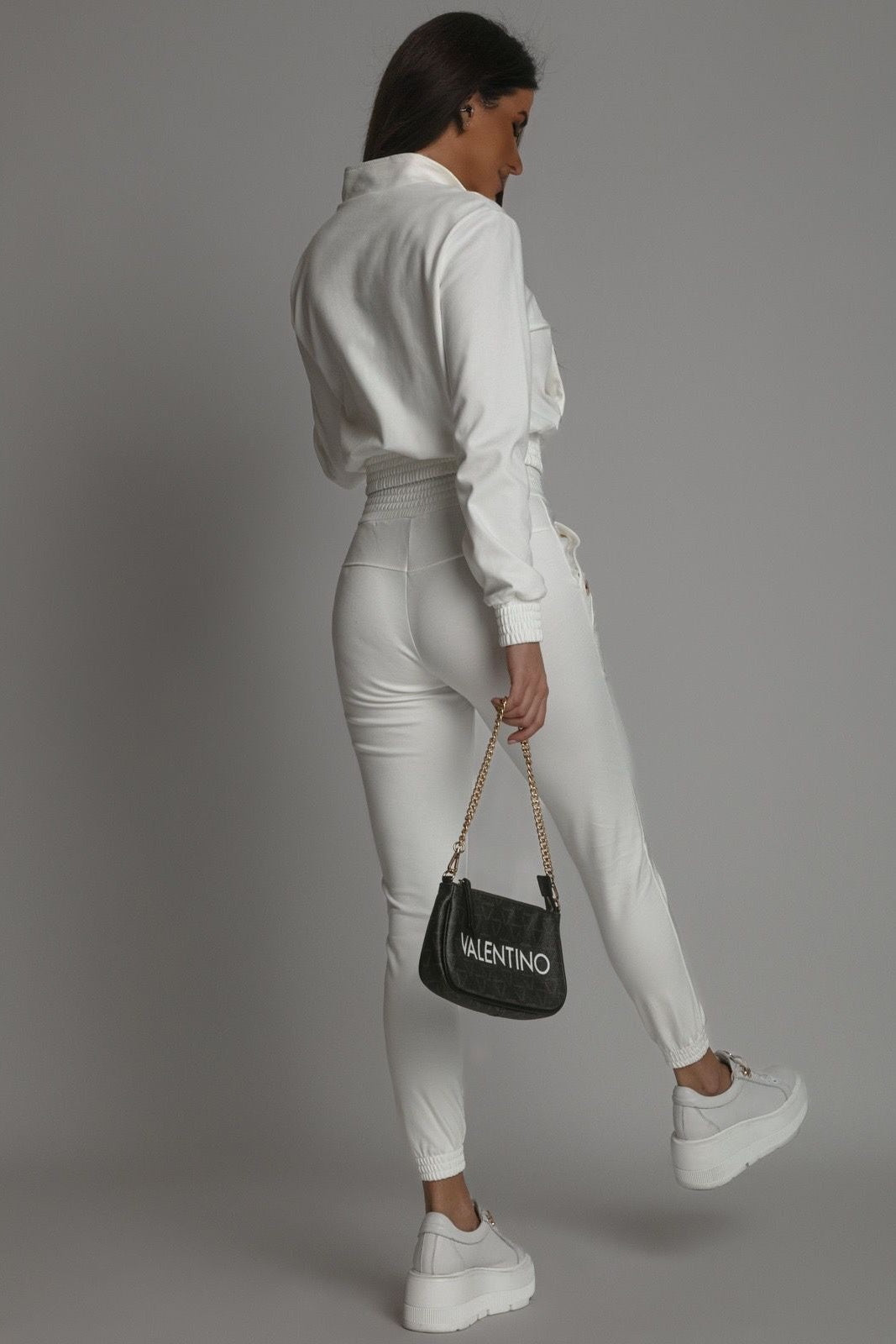 https://cdn.shopify.com/s/files/1/0868/8281/2251/files/0ddd43d5fad04ad5625cee5e8fa575f4.jpg?v=1760173155