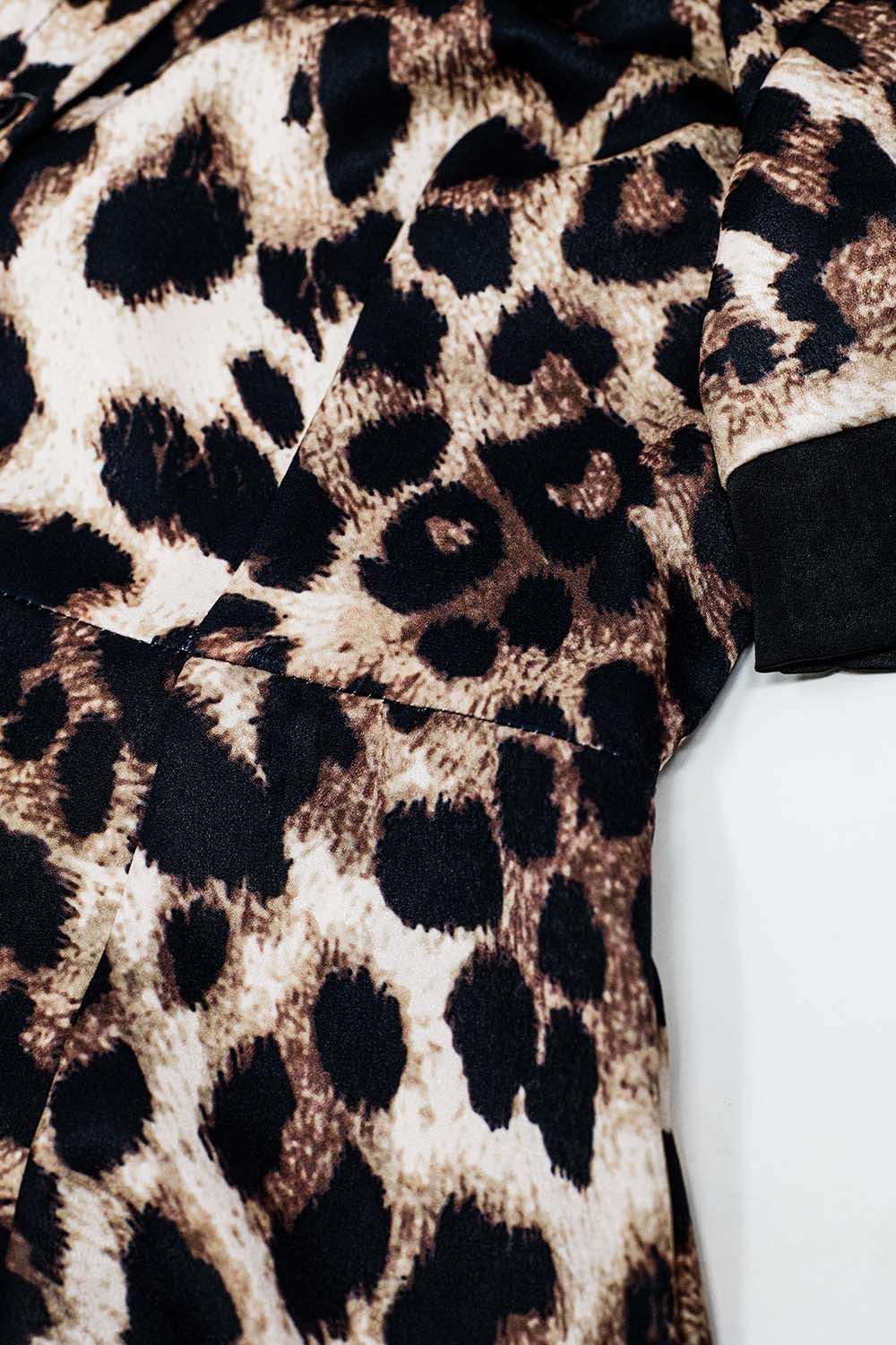 Leopard print buttoned maxi dress with satin detail