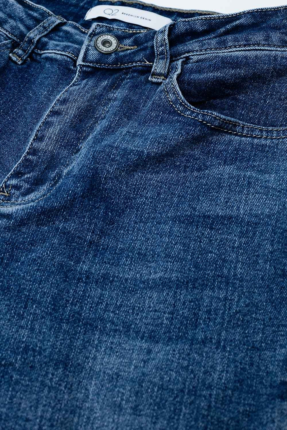 Dark blue oversized boyfriend jeans
