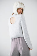 Grey jersey with long sleeves and open back detail
