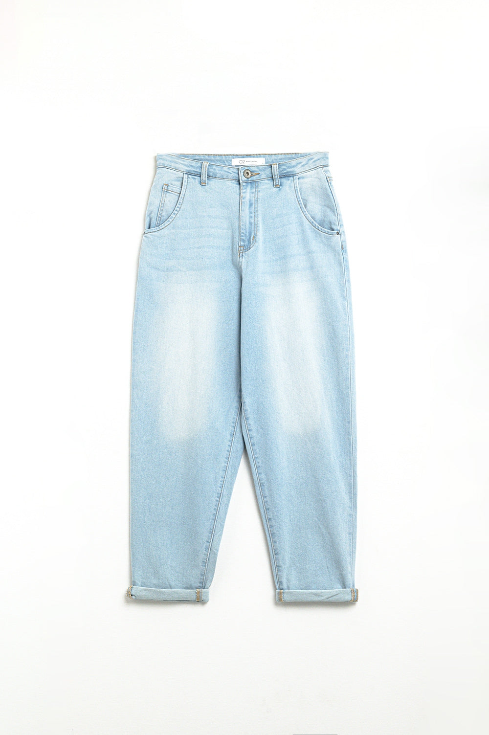 Light Wash Mom Jeans With Side Pockets