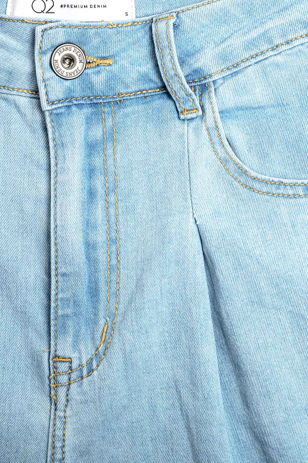 Light Blue Wide-Leg jeans with pleats