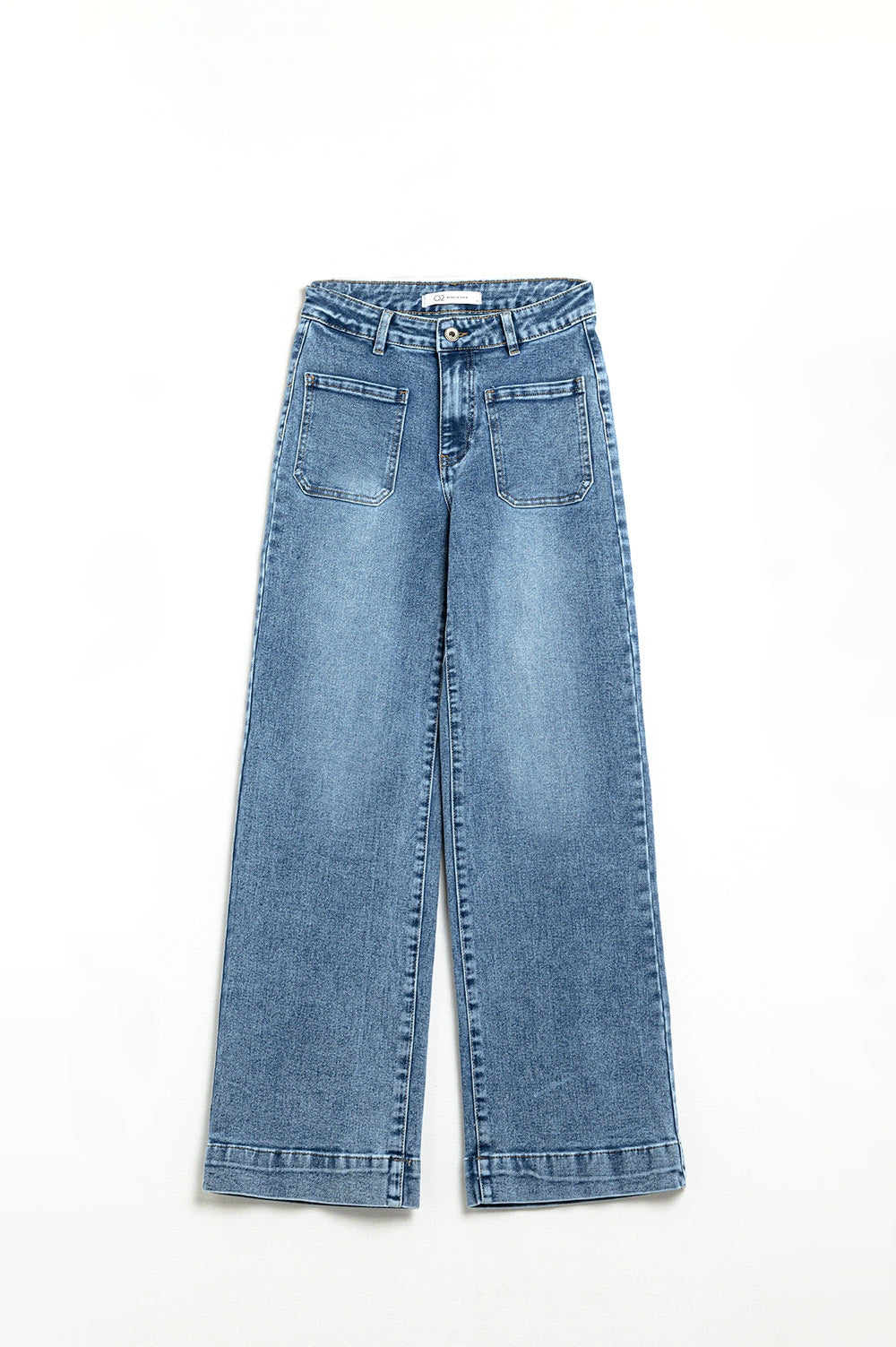 Stretchy Straight Leg Jeans With Front Pocked in Medium Wash