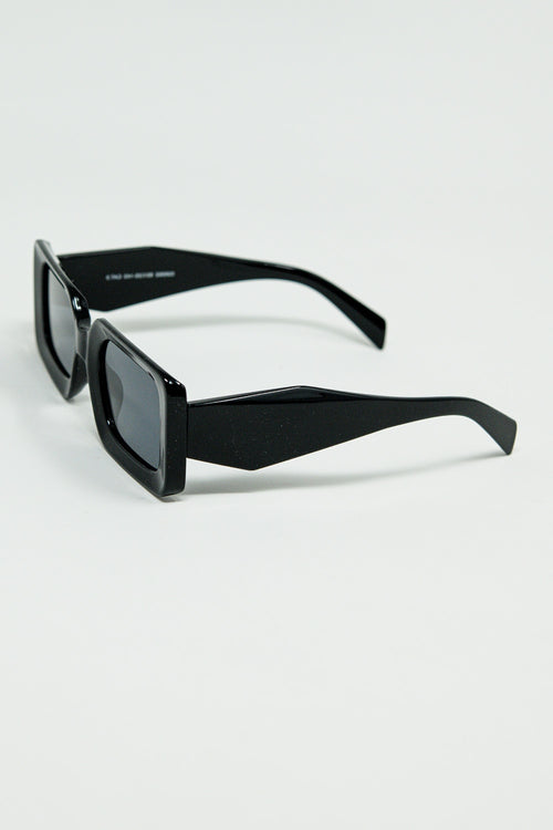 Black square sunglasses with detail on the side — view 2 of 3