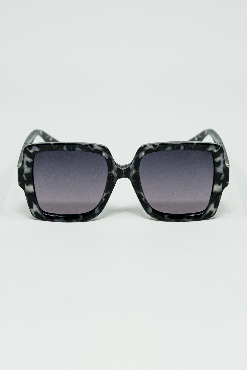 Squared Sunglasses In Black and White Grey Spot Details