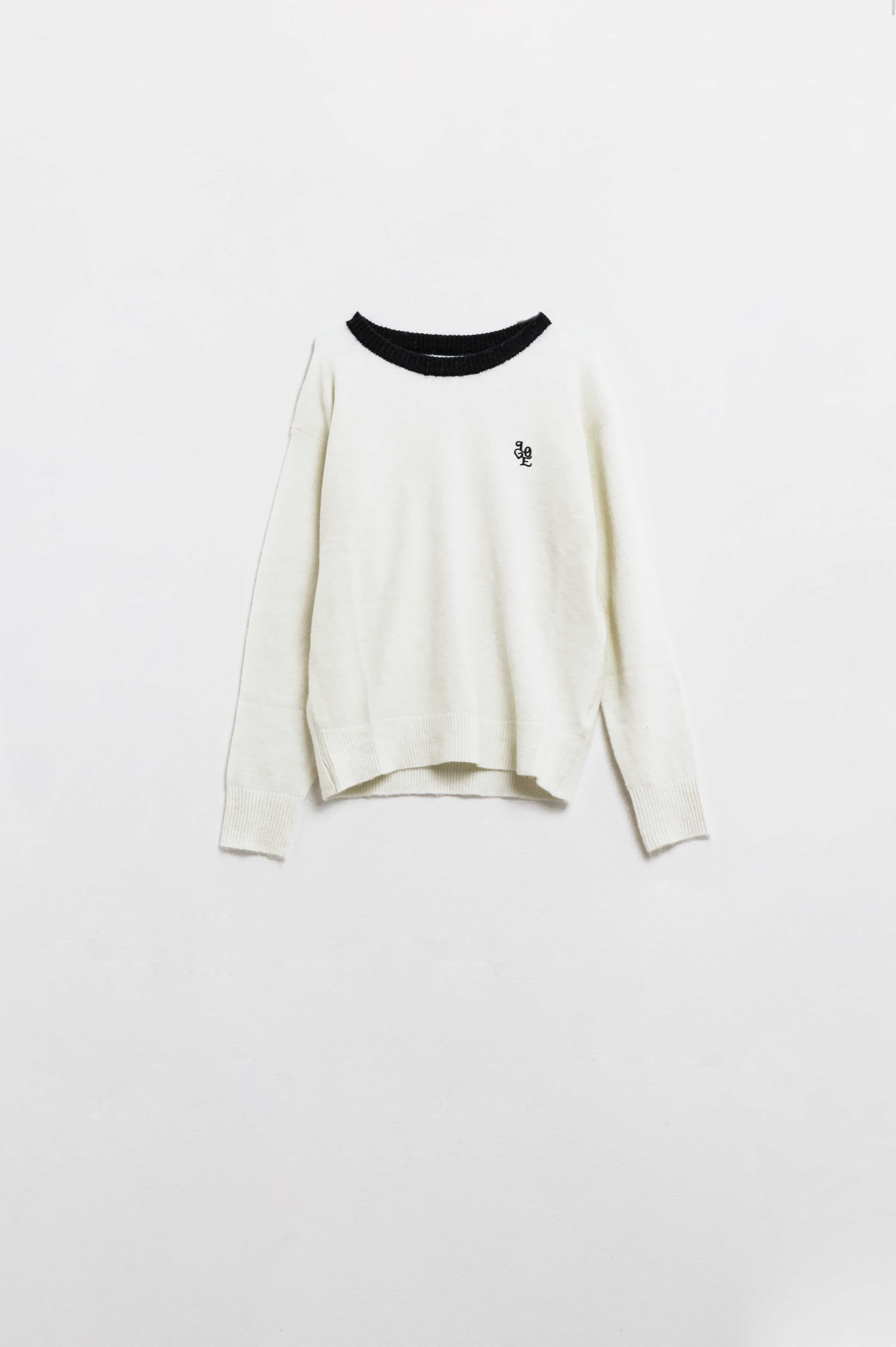 White sweater with contrasting collar and love logo on chest