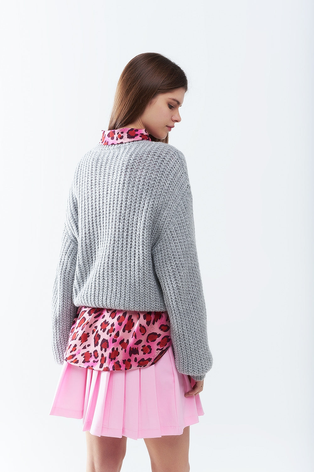 Light grey chunky knit sweater with balloon sleeves