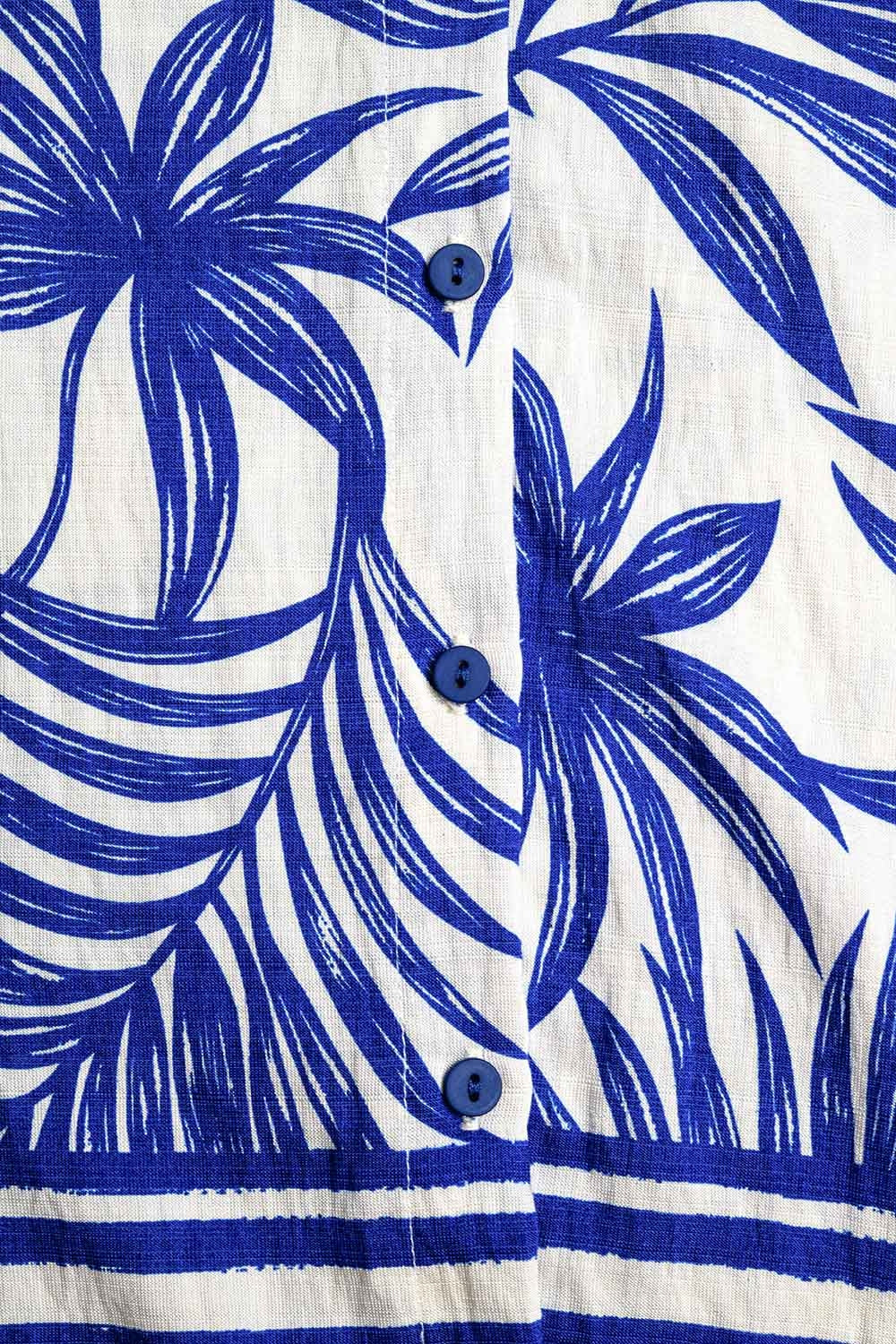 Tropical Motif Relaxed Blouse in Blue and White