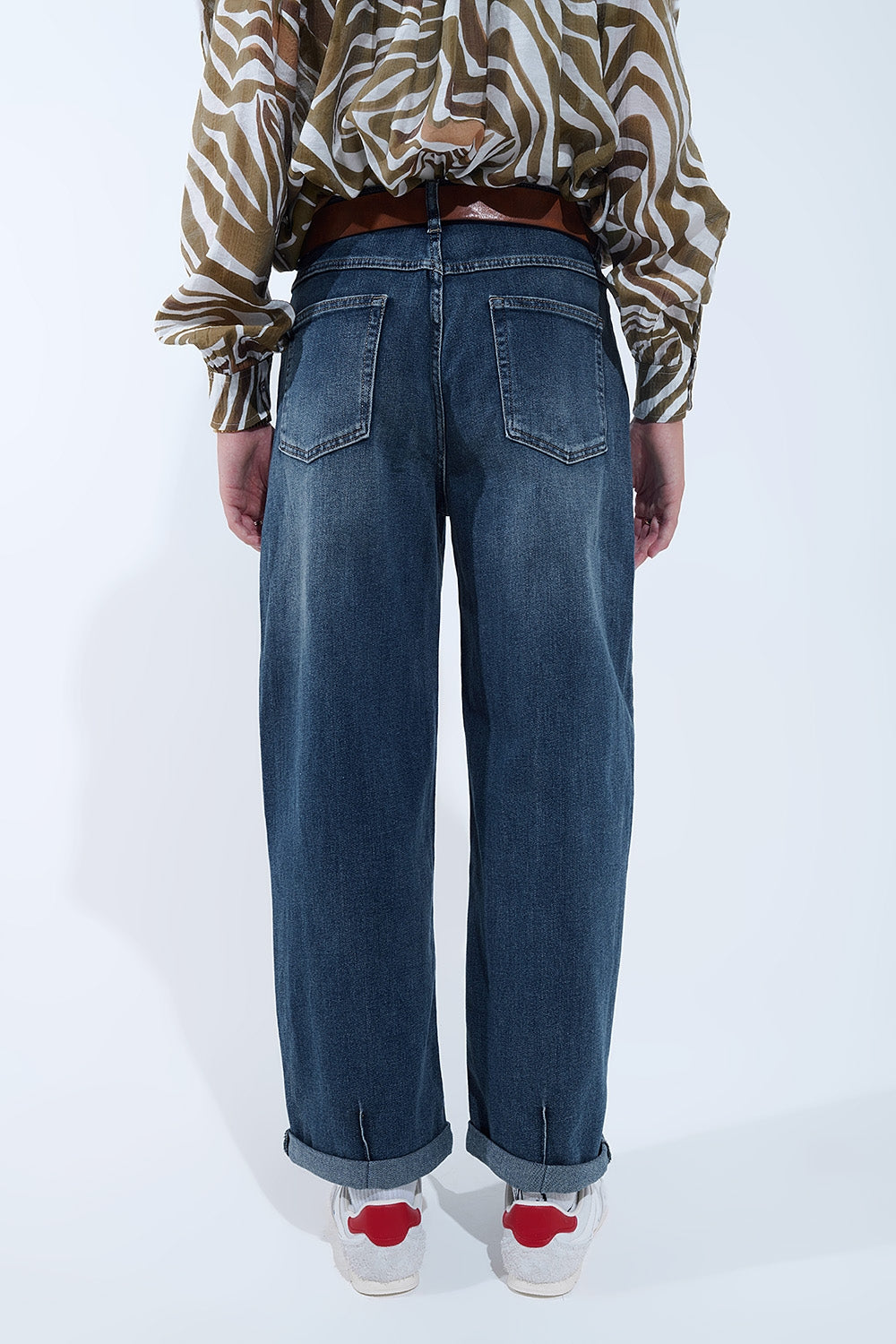UNIKCOSA dark blue vintage-wash wide-leg jeans