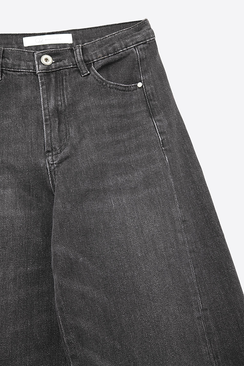 UNIKCOSA Faded Black Vintage Extra Wide-Leg Jeans