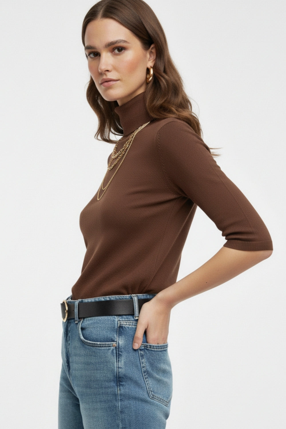 UNIKCOSA Fine knit sweater in brown with a high neck and elbow-length sleeves
