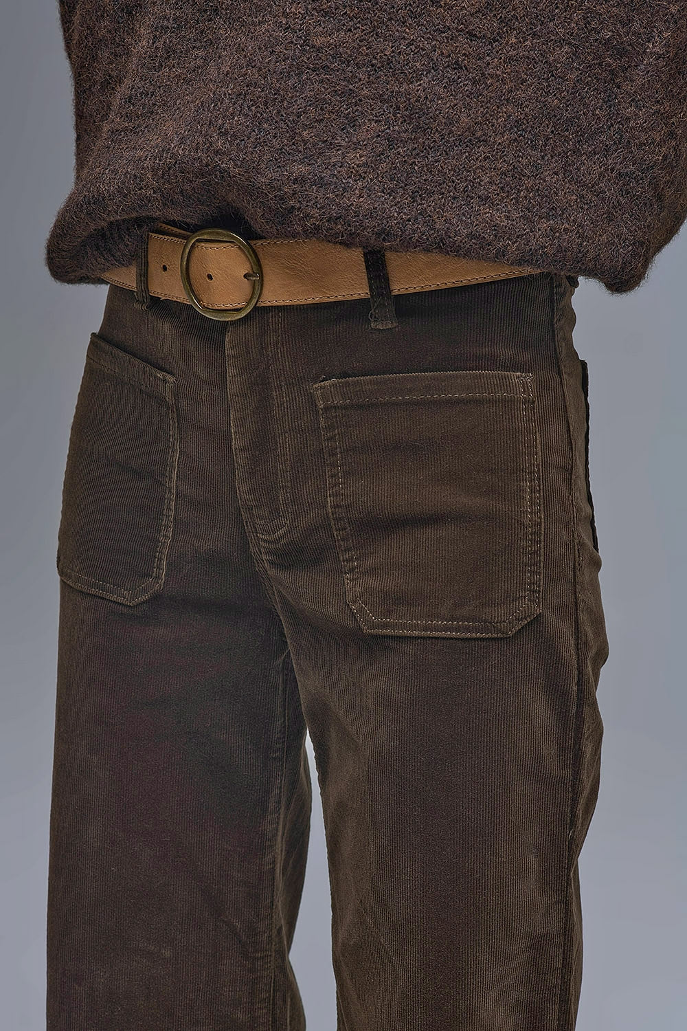 Straight Leg Corduroy Jeans in brown with pockets