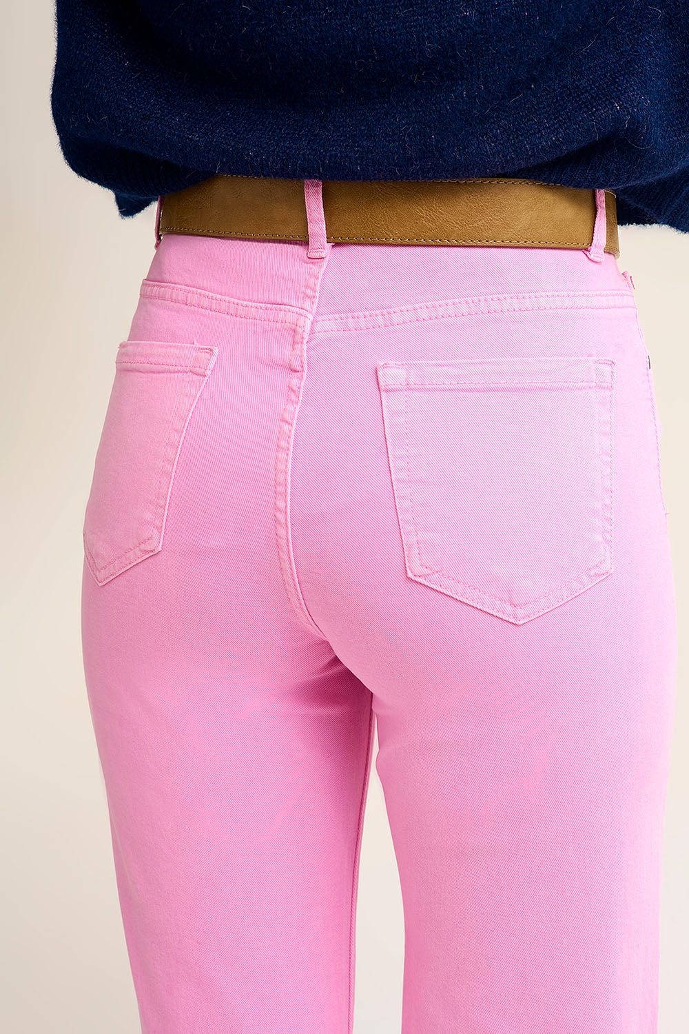Cropped wide leg jeans in bubblegum pink