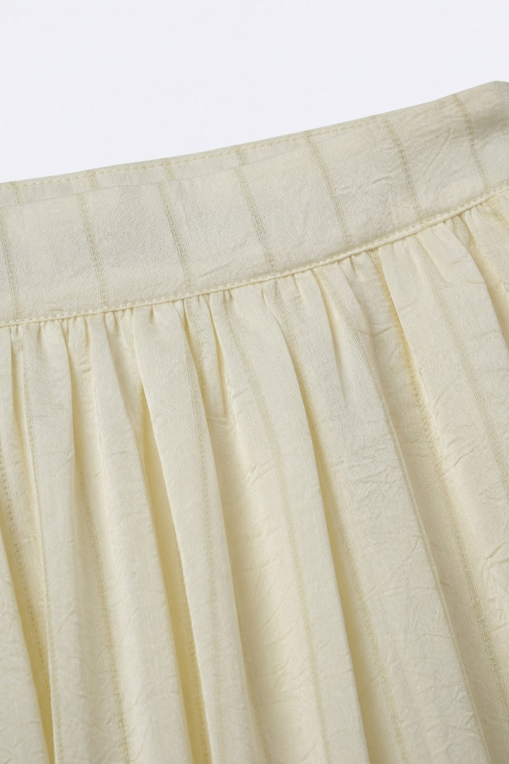 Cream Textured High-Waist Balloon Pants with Buttoned Cuffs