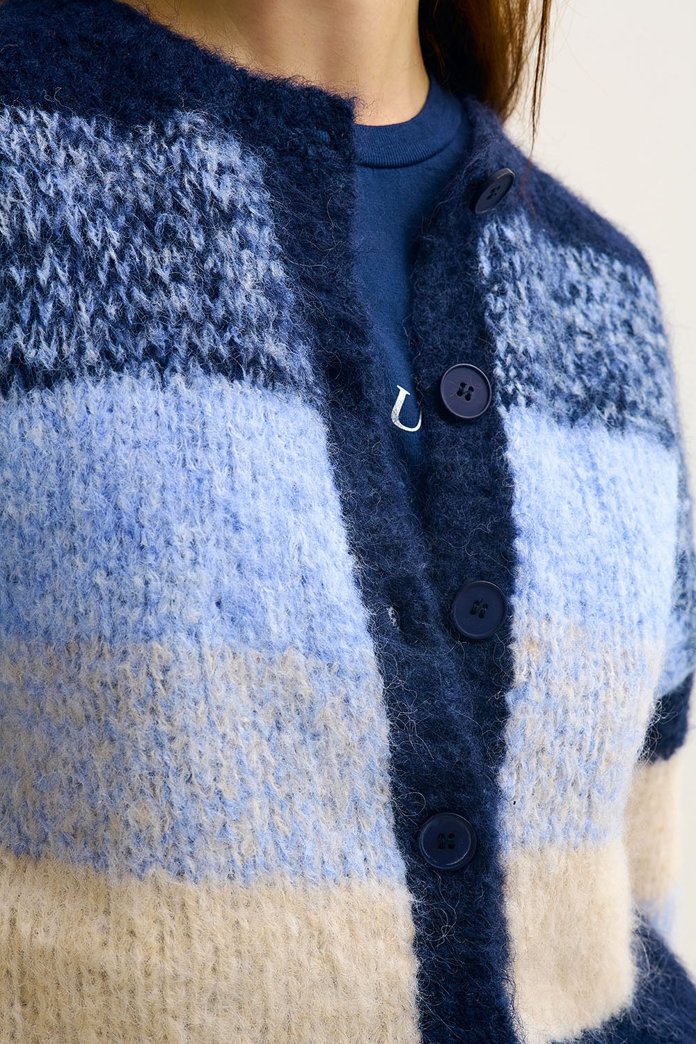 Navy Gradient Chunky Knit Cardigan with Soft Texture and Button Front
