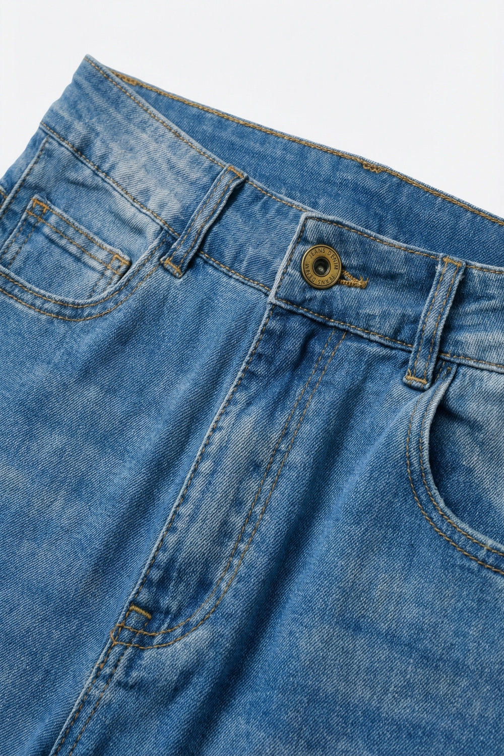 UNIKCOSA Blue Wide-Leg Light Wash Denim Jeans with side seams