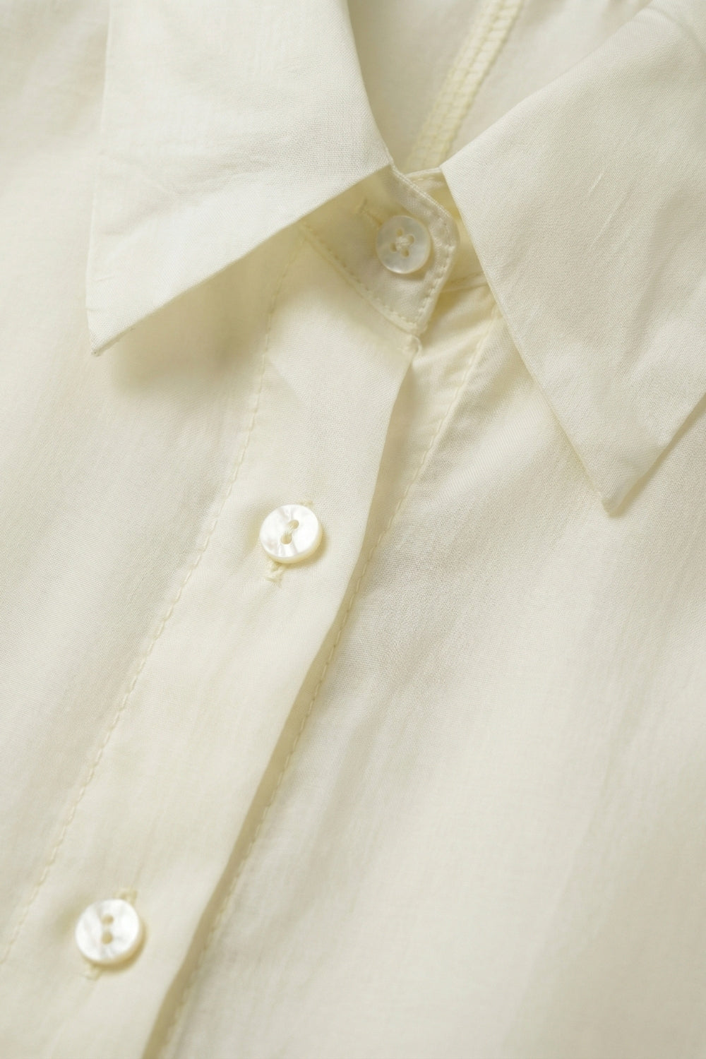 shiny satin Shirt with Relaxed Fit in white color