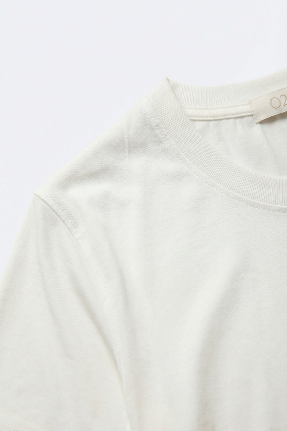 White basic Crew Neck Short Sleeve T-shirt in viscose fabric