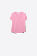 Fine and soft knit sweater with V-neck and lace trim in pink