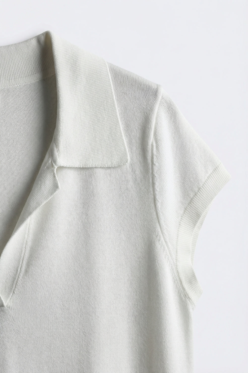 White Relaxed Fit Short Sleeve V-Neck polo