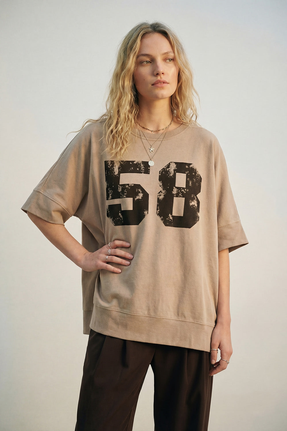 Oversized Cotton sweatshirt with 58 Graphic logo and Side Slits