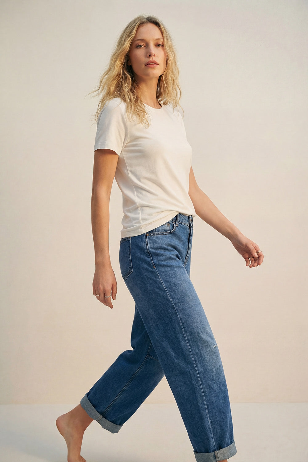 White basic Crew Neck Short Sleeve T-shirt in viscose fabric