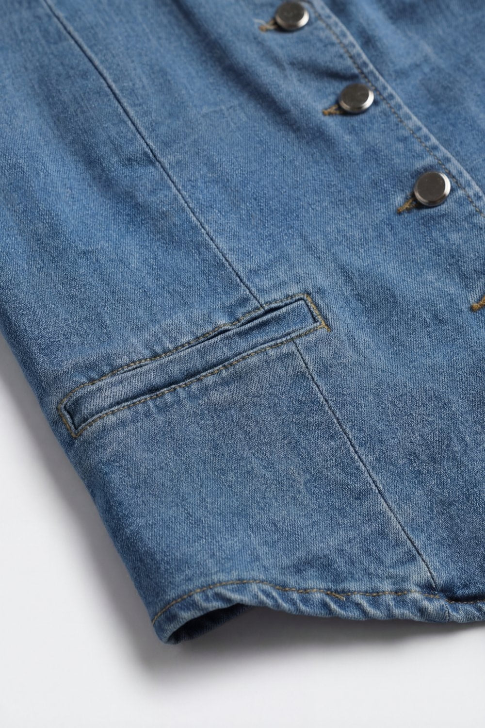 UNIKCOSA Light Blue Denim Vest with Button Closure