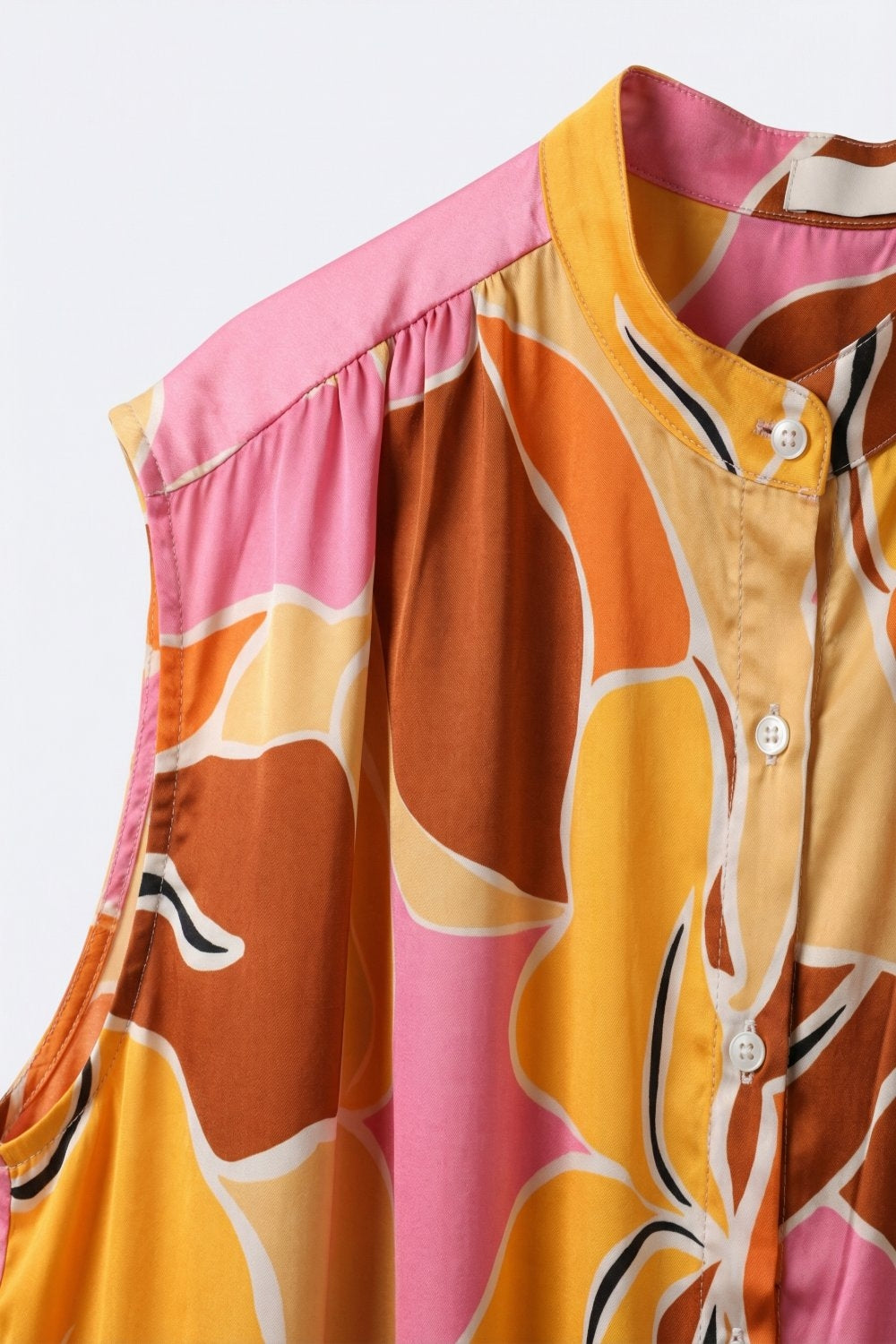 Tropical Print Button-Front Sleeveless Blouse in orange Warm Tones