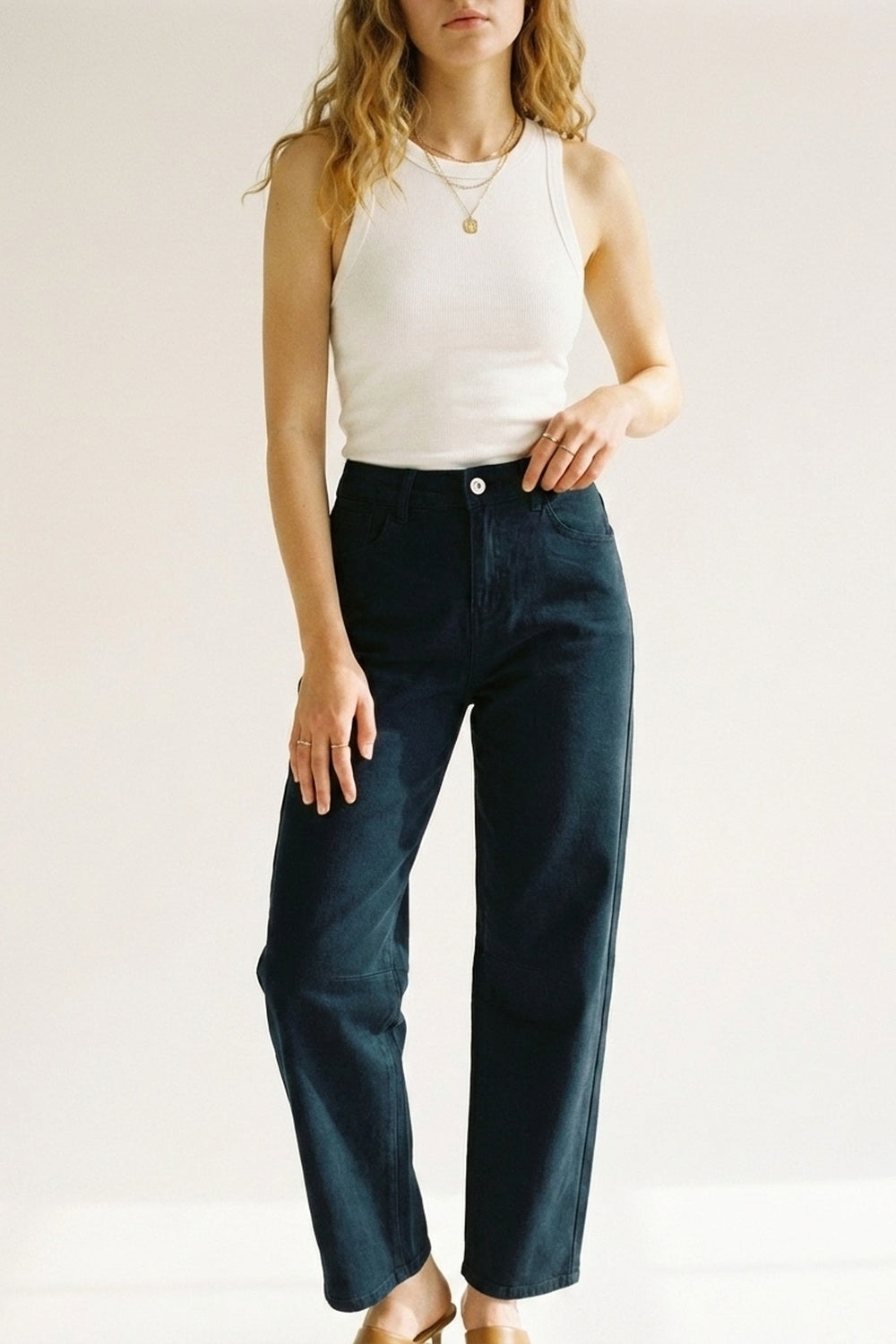 Comfortable stretch jeans with barrel leg in navy