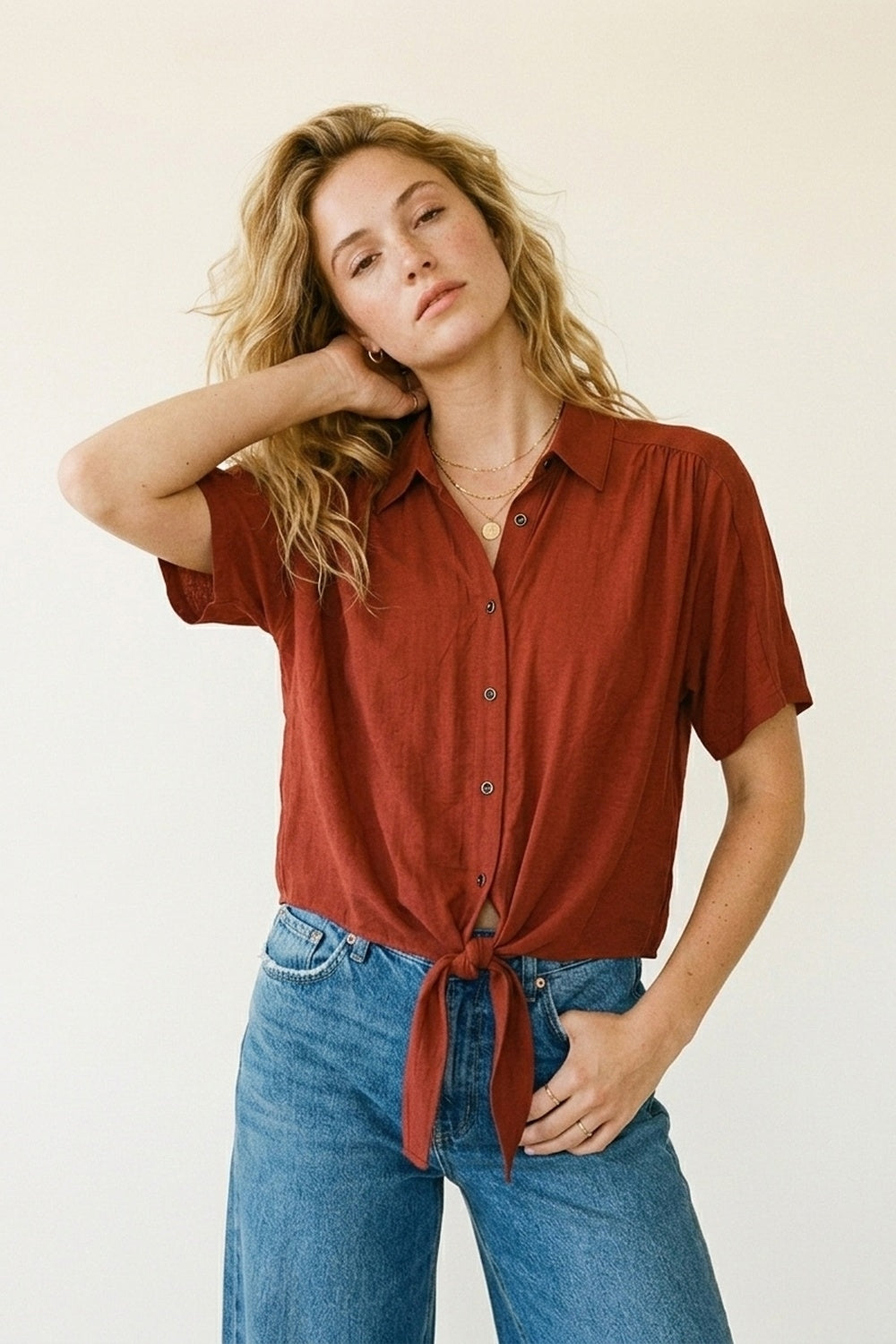 Button-down Short Sleeve Shirt with tie front hem in terracotta
