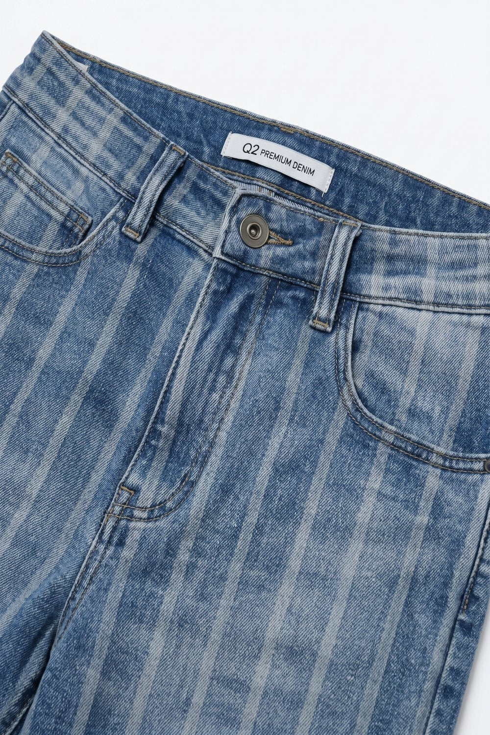 UNIKCOSA Stripe Design stretch Denim mom Leg Jeans in medium wash