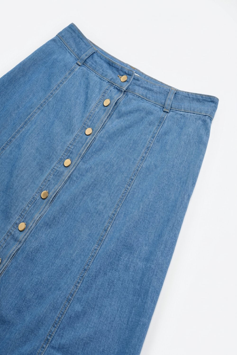 UNIKCOSA light blue button-front denim midi skirt with contrast stitching