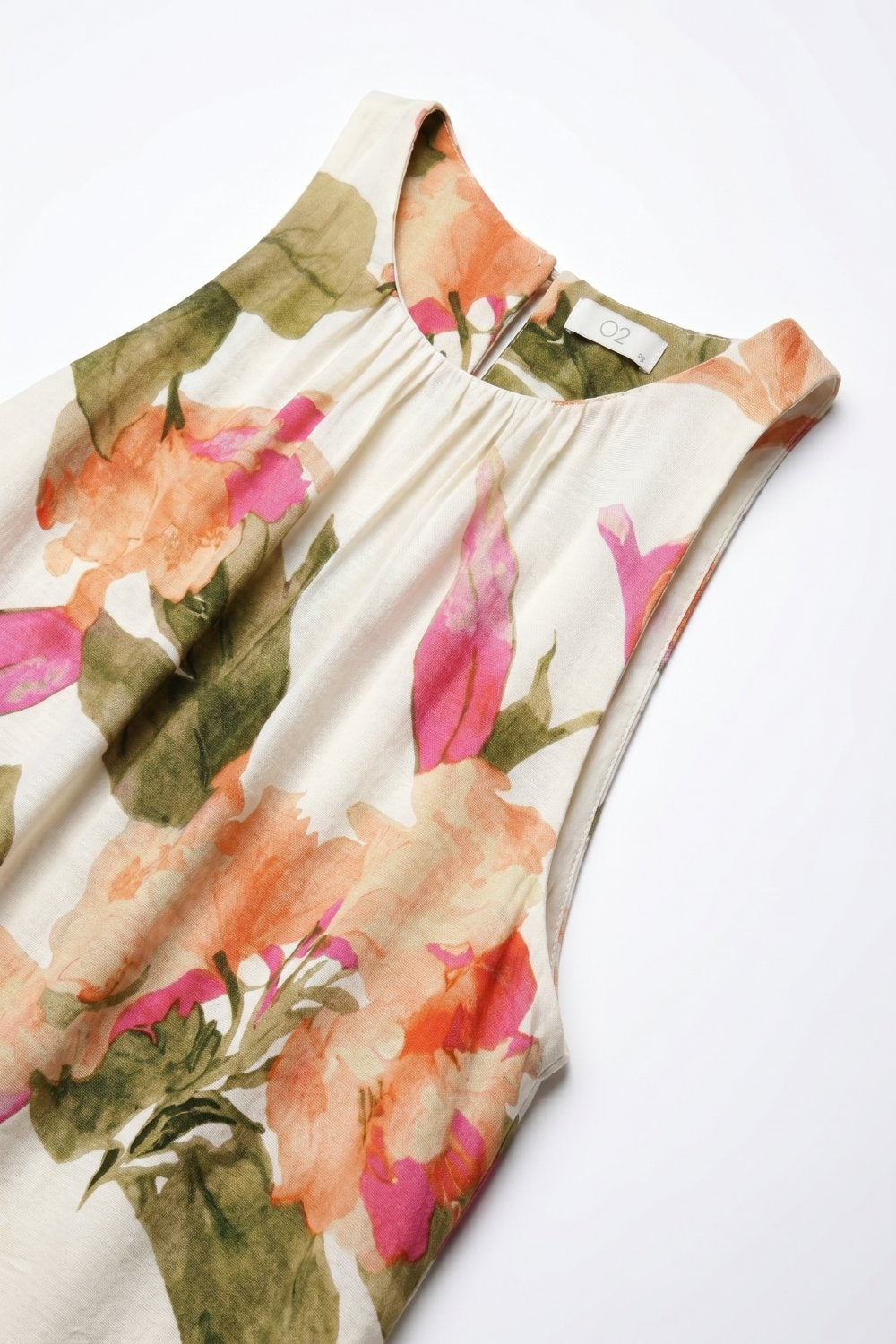 UNIKCOSA Sleeveless lightweight woven maxi dress with cream floral print relaxed fit