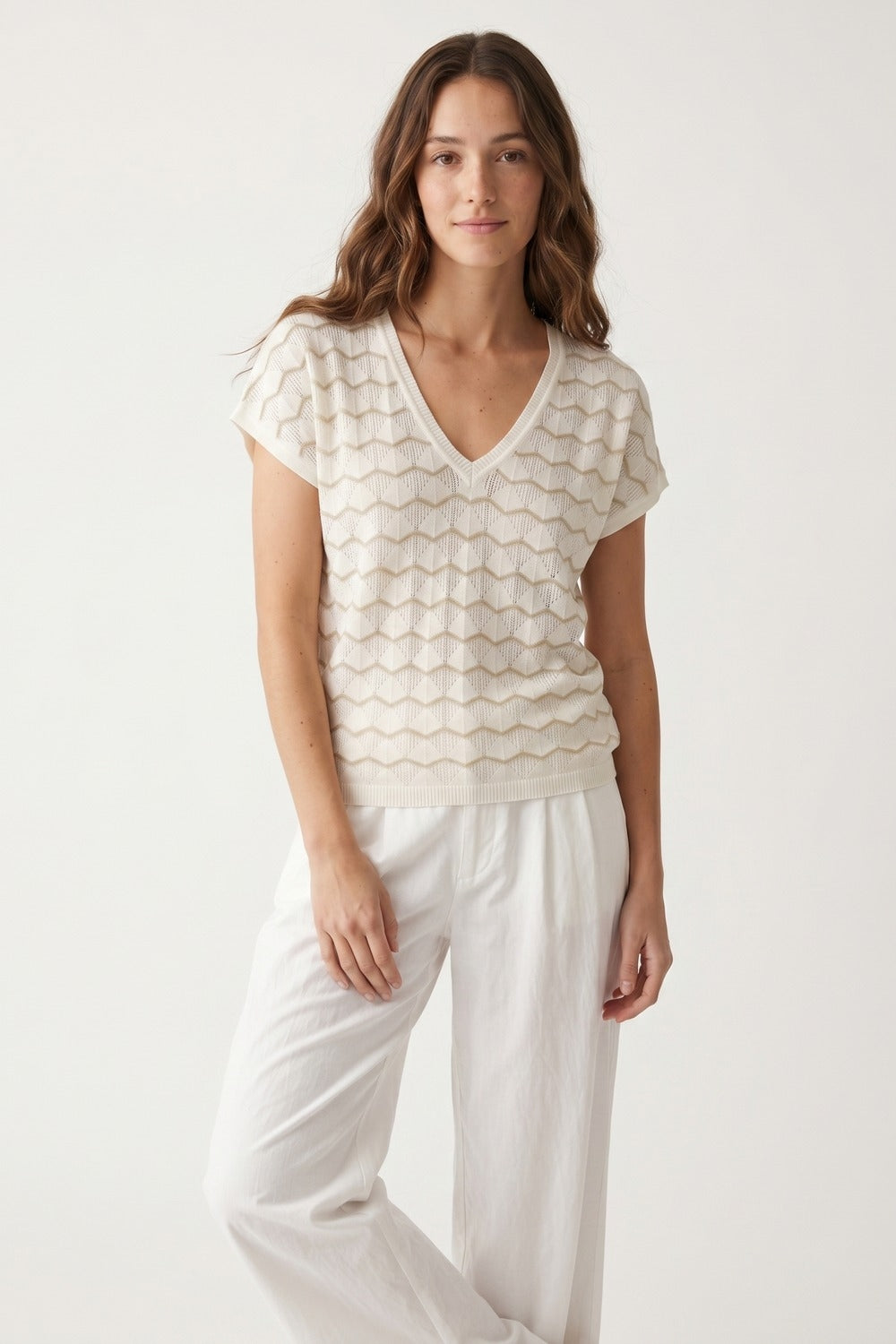 white Geo Knit V-Neck Short Sleeve Regular Fit Top
