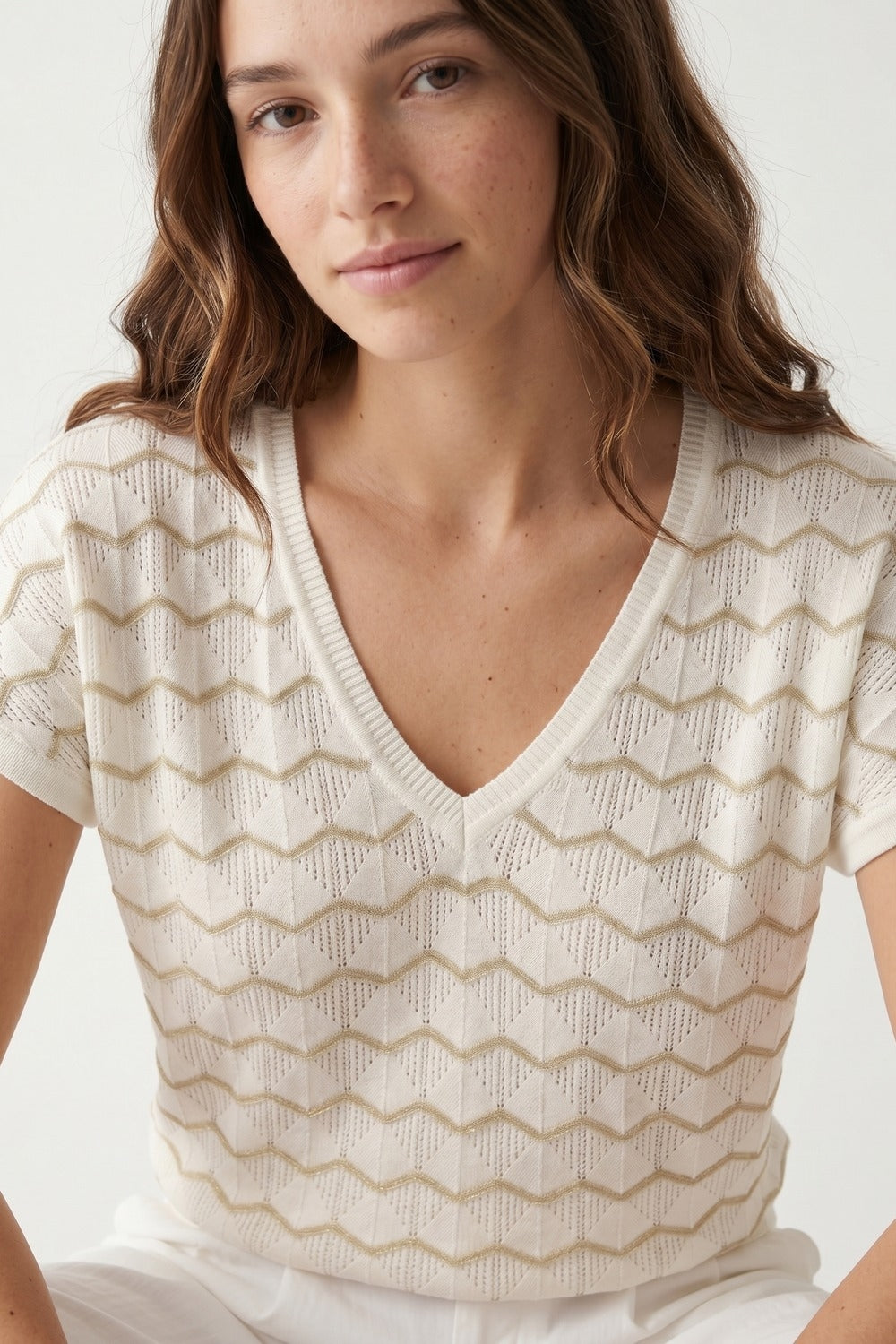 white Geo Knit V-Neck Short Sleeve Regular Fit Top