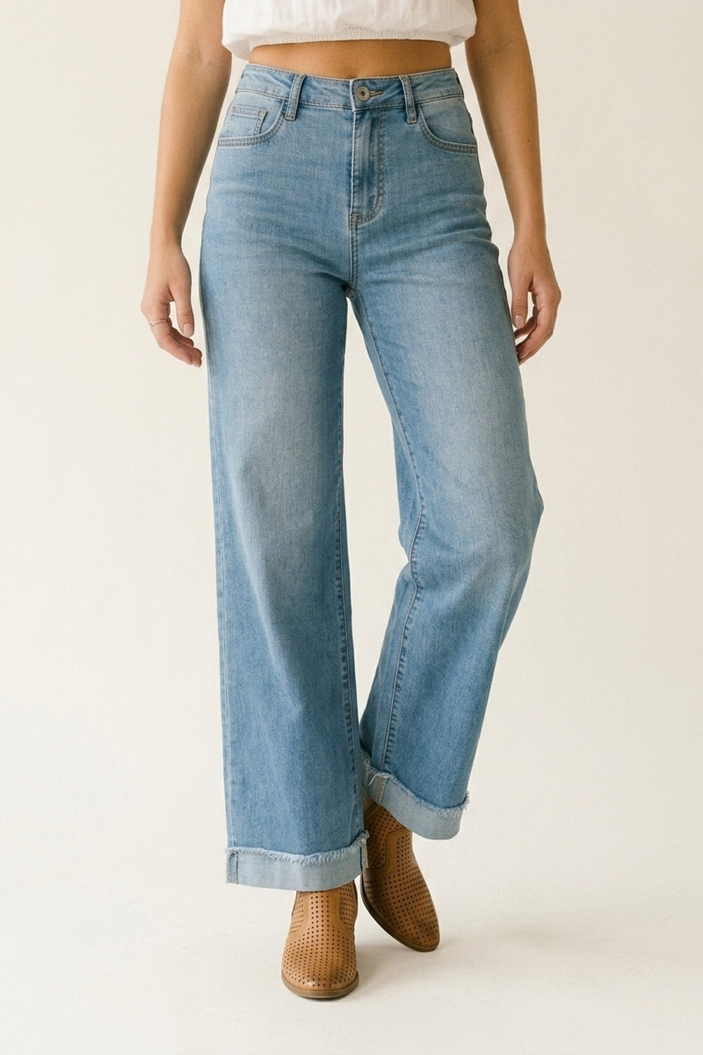 UNIKCOSA Light Blue Wide Leg Denim Jeans with Cuffed Hem