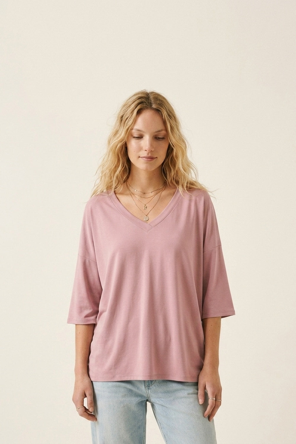 UNIKCOSA Dusty Rose V-Neck Relaxed Fit Top with 3/4 Sleeves