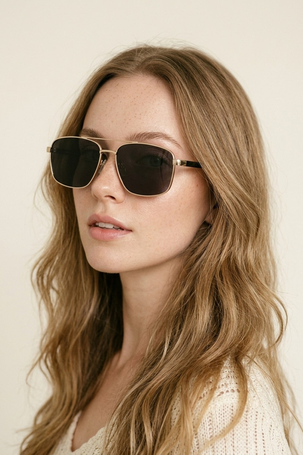 UNIKCOSA Gold Square Aviator Sunglasses with Metal Frame