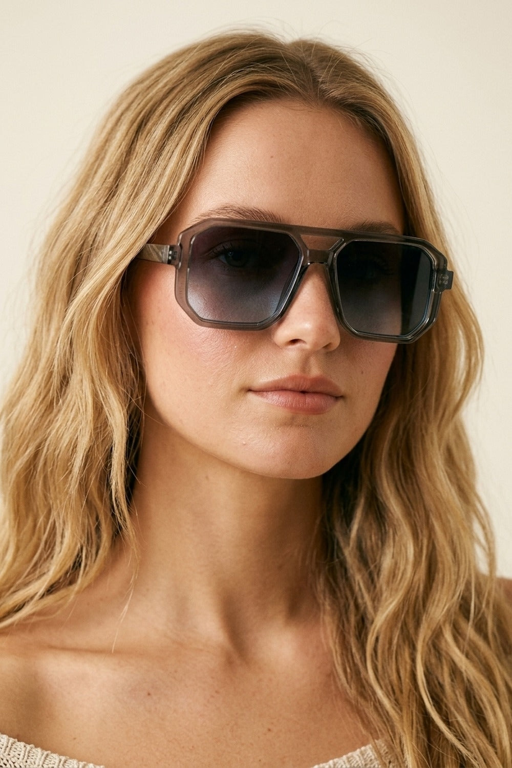 UNIKCOSA Grey Transparent Frame Oversize Geometric Gradient Sunglasses