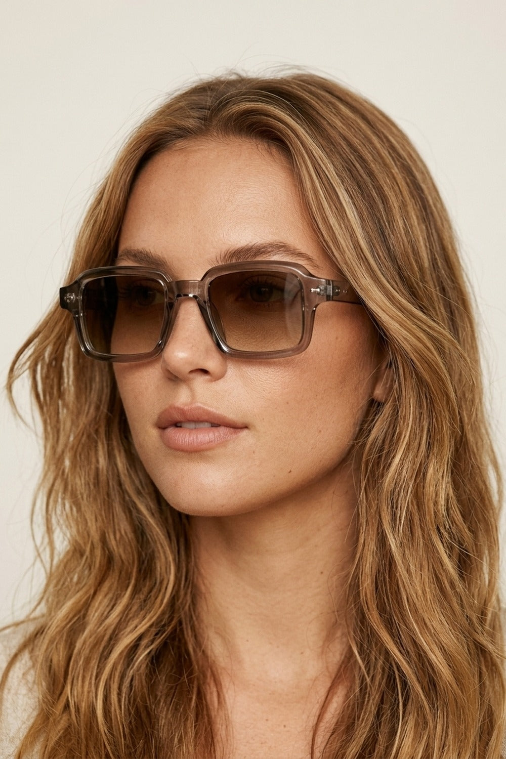 UNIKCOSA Grey Transparent Square Frame Gradient Lens Sunglasses