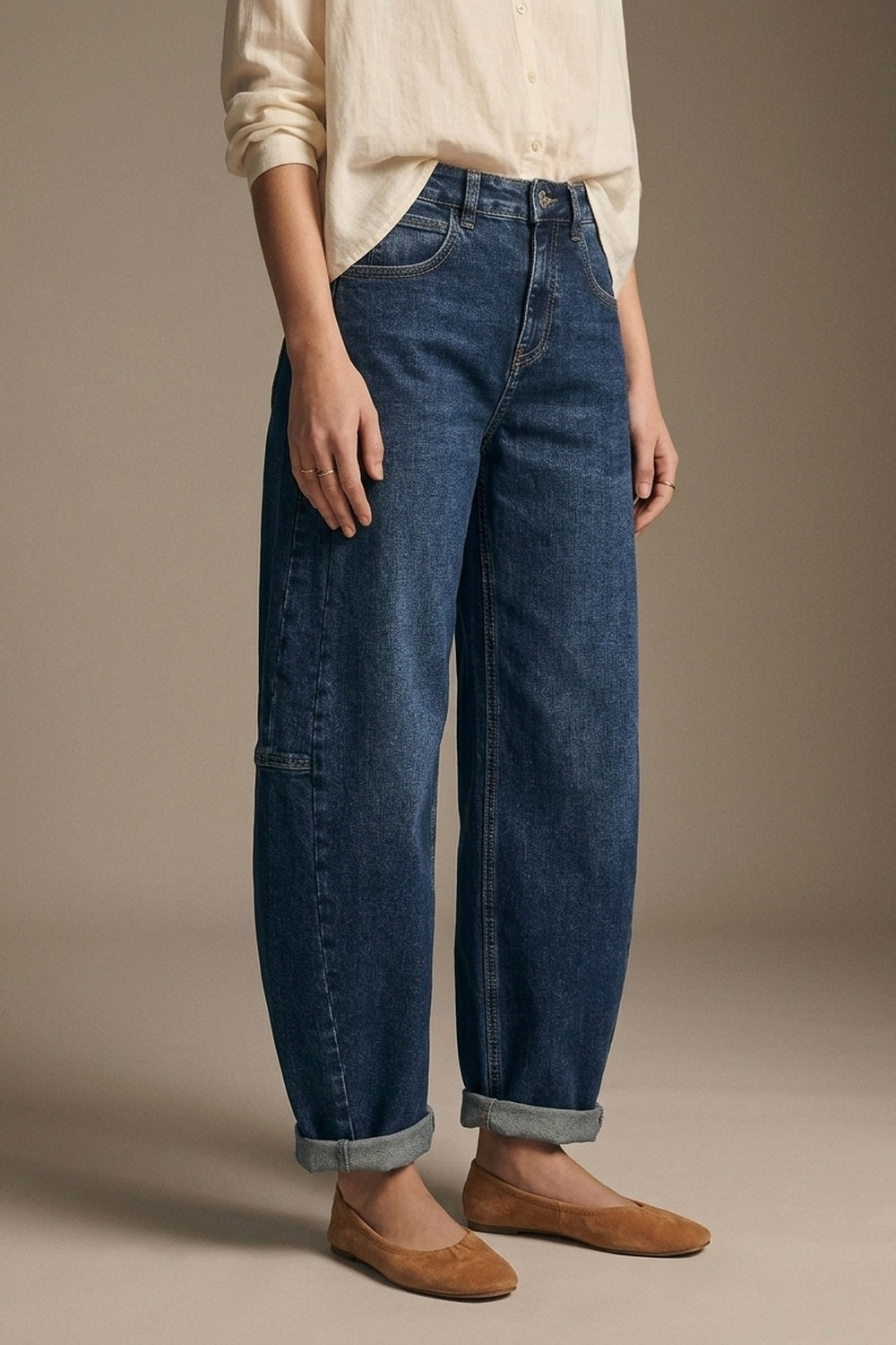 UNIKCOSA Dark Blue Wide-Leg Denim Jeans with Cuffed Hem and side seams