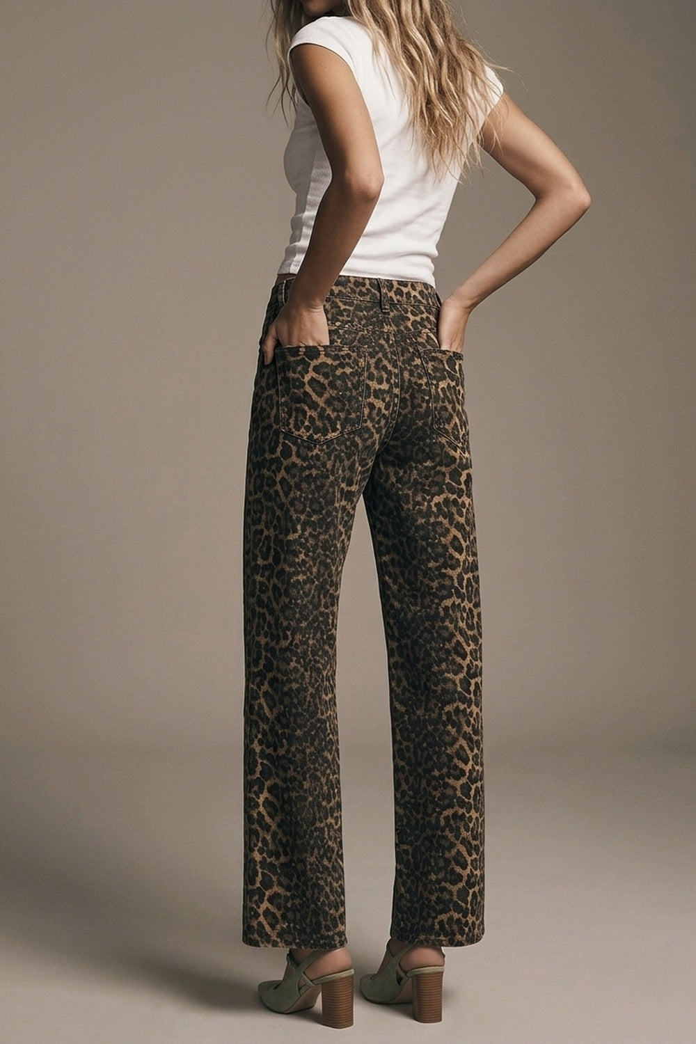 UNIKCOSA Leopard Print Straight Leg Jeans