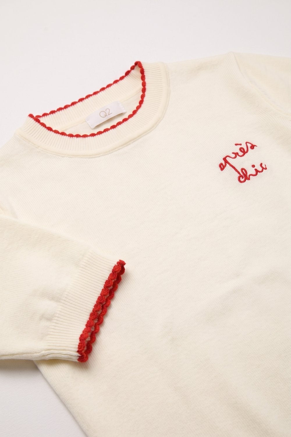 Cream Fine Knit Embroidered Short Sleeve sweater with red Trim
